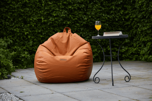 Green Bean Sitzsack aus Kunstleder in Cognac, Grau und Dunkelbraun - sitzsack-shop